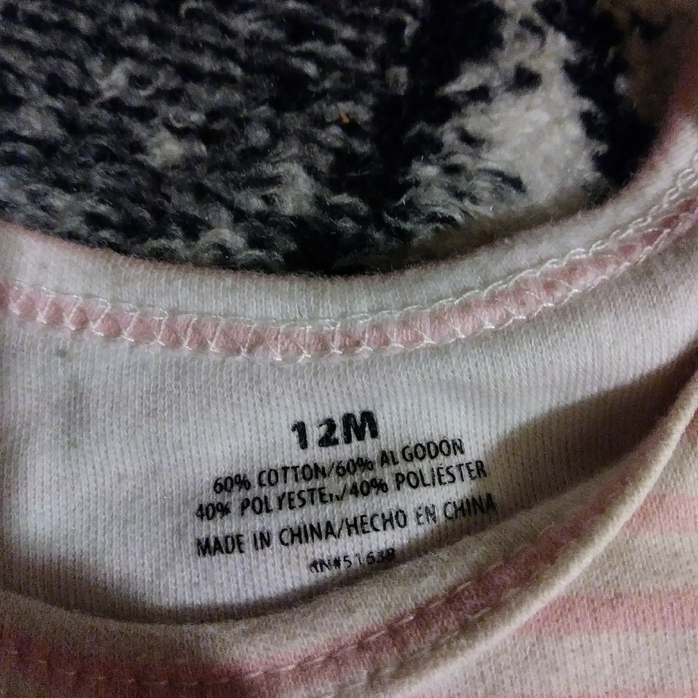 Onsie - Picture 2 of 3